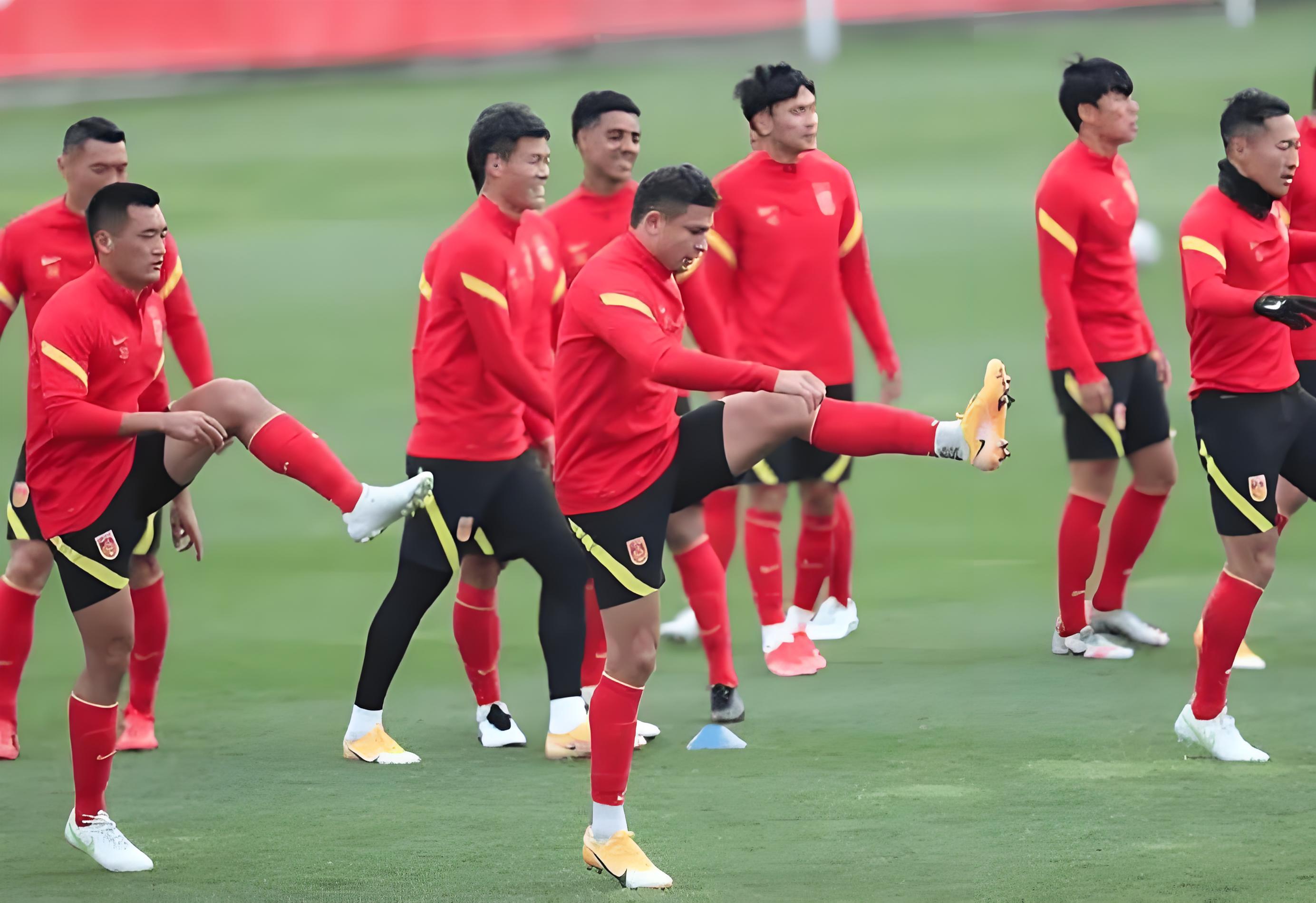 亚洲足球赛场上发生巨大转折