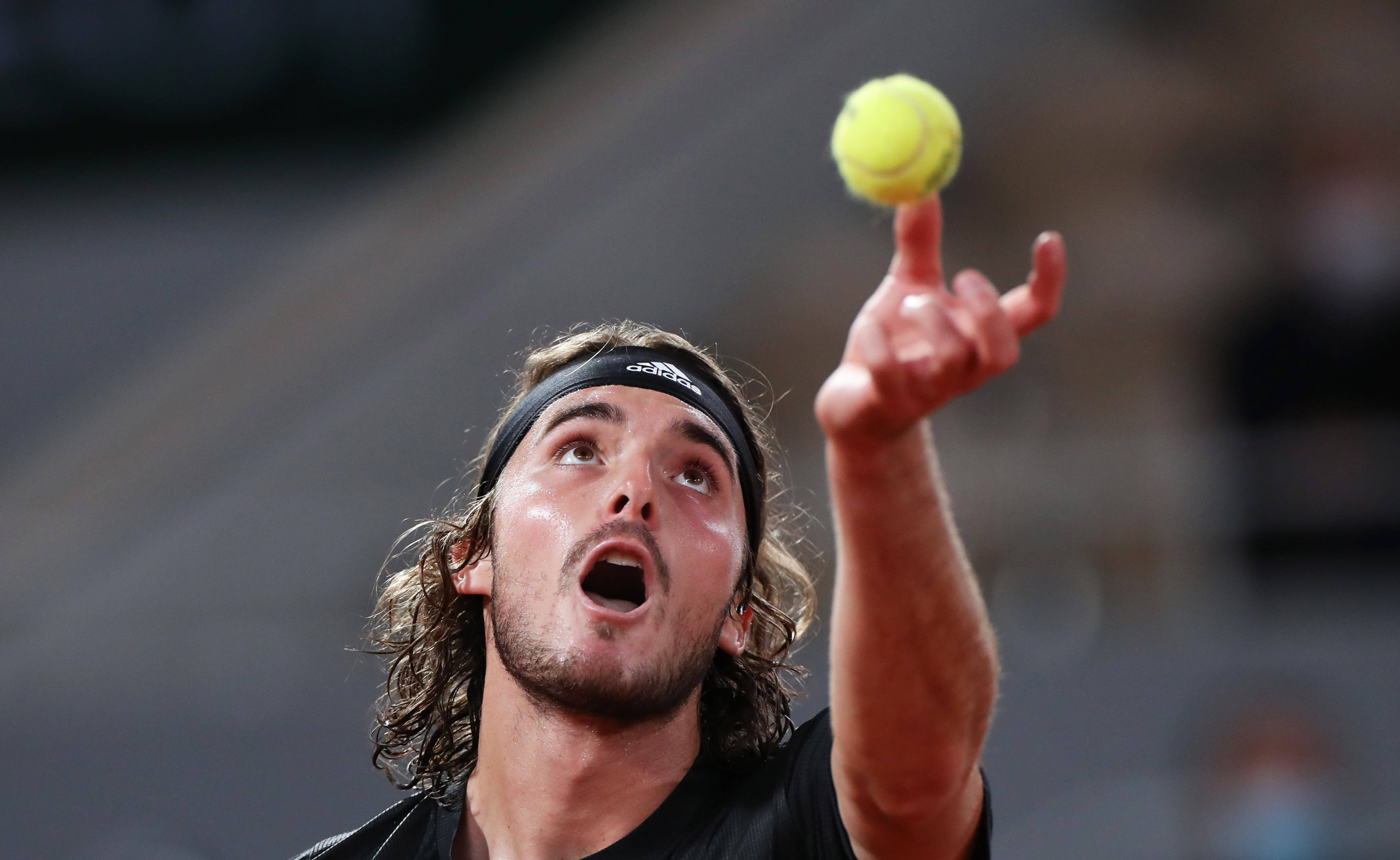 美网险胜联合杯，西西帕斯扛起全队